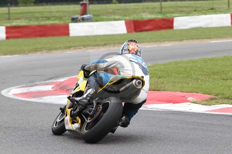 Motorcycle action photographs;Trackday digital images;event digital images;eventdigitalimages;no limits trackday;peter wileman photography;snetterton;snetterton circuit norfolk;snetterton photographs;trackday;trackday photos