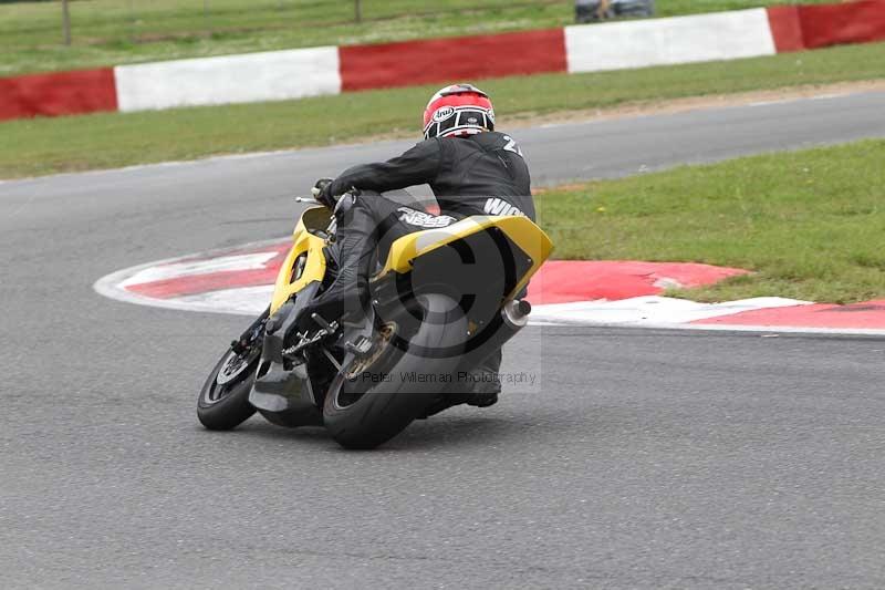 Motorcycle action photographs;Trackday digital images;event digital images;eventdigitalimages;no limits trackday;peter wileman photography;snetterton;snetterton circuit norfolk;snetterton photographs;trackday;trackday photos