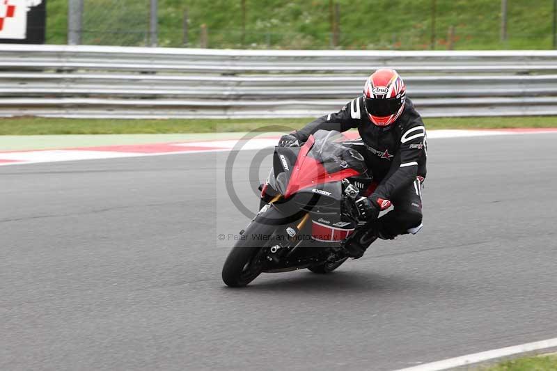 Motorcycle action photographs;Trackday digital images;event digital images;eventdigitalimages;no limits trackday;peter wileman photography;snetterton;snetterton circuit norfolk;snetterton photographs;trackday;trackday photos