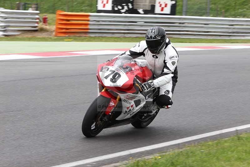 Motorcycle action photographs;Trackday digital images;event digital images;eventdigitalimages;no limits trackday;peter wileman photography;snetterton;snetterton circuit norfolk;snetterton photographs;trackday;trackday photos