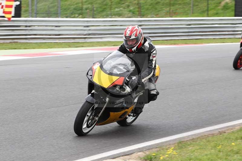 Motorcycle action photographs;Trackday digital images;event digital images;eventdigitalimages;no limits trackday;peter wileman photography;snetterton;snetterton circuit norfolk;snetterton photographs;trackday;trackday photos