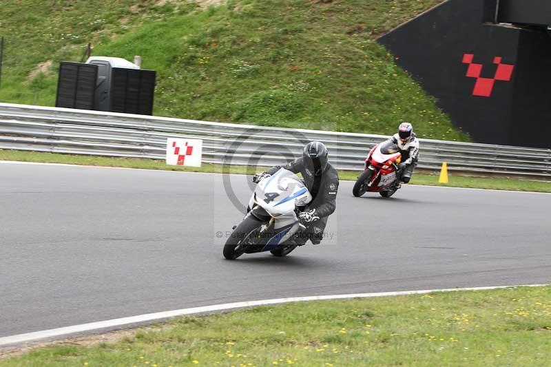 Motorcycle action photographs;Trackday digital images;event digital images;eventdigitalimages;no limits trackday;peter wileman photography;snetterton;snetterton circuit norfolk;snetterton photographs;trackday;trackday photos