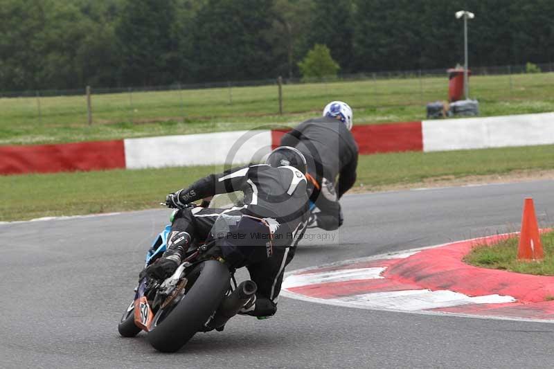 Motorcycle action photographs;Trackday digital images;event digital images;eventdigitalimages;no limits trackday;peter wileman photography;snetterton;snetterton circuit norfolk;snetterton photographs;trackday;trackday photos