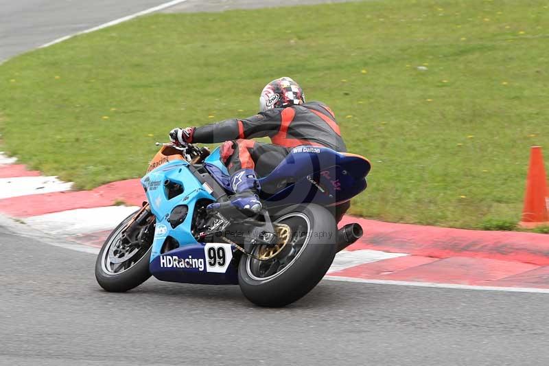 Motorcycle action photographs;Trackday digital images;event digital images;eventdigitalimages;no limits trackday;peter wileman photography;snetterton;snetterton circuit norfolk;snetterton photographs;trackday;trackday photos