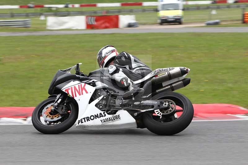 Motorcycle action photographs;Trackday digital images;event digital images;eventdigitalimages;no limits trackday;peter wileman photography;snetterton;snetterton circuit norfolk;snetterton photographs;trackday;trackday photos