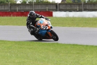 Motorcycle-action-photographs;Trackday-digital-images;event-digital-images;eventdigitalimages;no-limits-trackday;peter-wileman-photography;snetterton;snetterton-circuit-norfolk;snetterton-photographs;trackday;trackday-photos