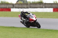 Motorcycle-action-photographs;Trackday-digital-images;event-digital-images;eventdigitalimages;no-limits-trackday;peter-wileman-photography;snetterton;snetterton-circuit-norfolk;snetterton-photographs;trackday;trackday-photos