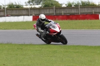 Motorcycle-action-photographs;Trackday-digital-images;event-digital-images;eventdigitalimages;no-limits-trackday;peter-wileman-photography;snetterton;snetterton-circuit-norfolk;snetterton-photographs;trackday;trackday-photos