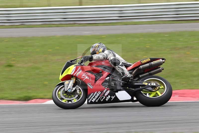 Motorcycle action photographs;Trackday digital images;event digital images;eventdigitalimages;no limits trackday;peter wileman photography;snetterton;snetterton circuit norfolk;snetterton photographs;trackday;trackday photos