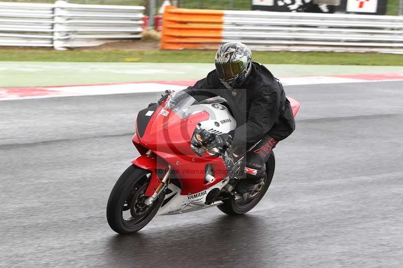 Motorcycle action photographs;Trackday digital images;event digital images;eventdigitalimages;no limits trackday;peter wileman photography;snetterton;snetterton circuit norfolk;snetterton photographs;trackday;trackday photos