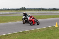 Motorcycle-action-photographs;Trackday-digital-images;event-digital-images;eventdigitalimages;no-limits-trackday;peter-wileman-photography;snetterton;snetterton-circuit-norfolk;snetterton-photographs;trackday;trackday-photos