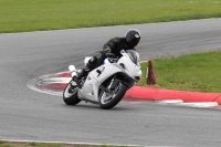 Motorcycle-action-photographs;Trackday-digital-images;event-digital-images;eventdigitalimages;no-limits-trackday;peter-wileman-photography;snetterton;snetterton-circuit-norfolk;snetterton-photographs;trackday;trackday-photos