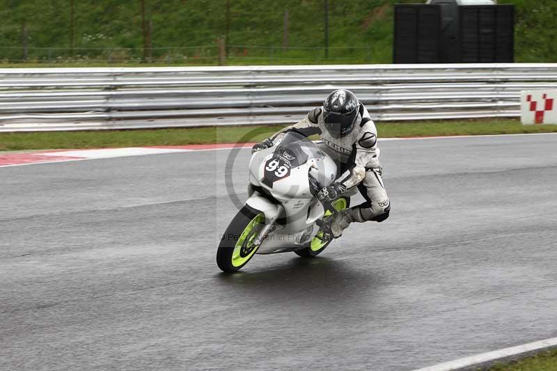 Motorcycle action photographs;Trackday digital images;event digital images;eventdigitalimages;no limits trackday;peter wileman photography;snetterton;snetterton circuit norfolk;snetterton photographs;trackday;trackday photos