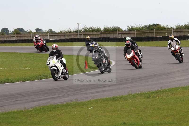 Motorcycle action photographs;Trackday digital images;event digital images;eventdigitalimages;no limits trackday;peter wileman photography;snetterton;snetterton circuit norfolk;snetterton photographs;trackday;trackday photos