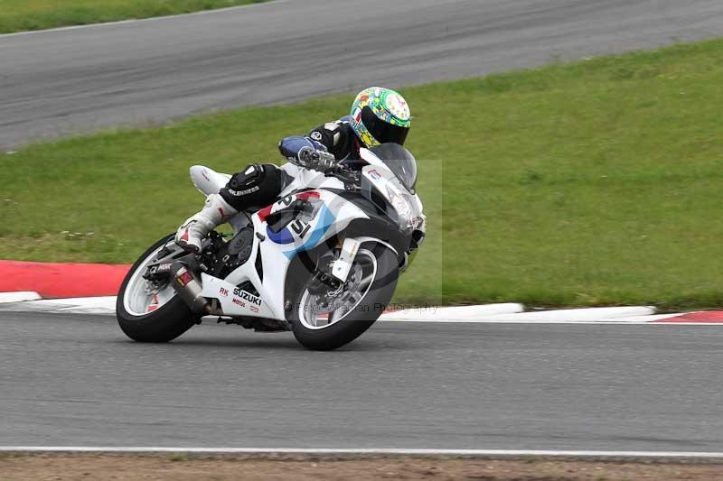 Motorcycle action photographs;Trackday digital images;event digital images;eventdigitalimages;no limits trackday;peter wileman photography;snetterton;snetterton circuit norfolk;snetterton photographs;trackday;trackday photos