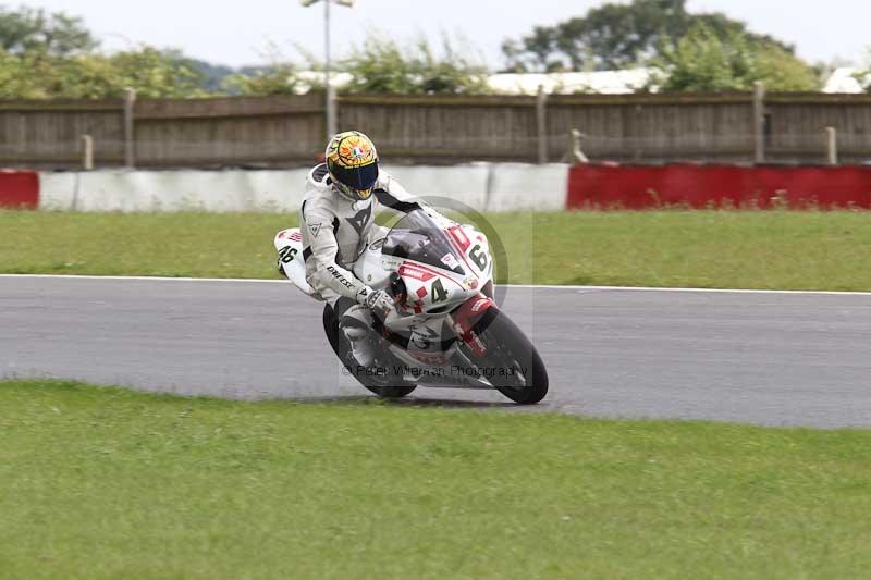 Motorcycle action photographs;Trackday digital images;event digital images;eventdigitalimages;no limits trackday;peter wileman photography;snetterton;snetterton circuit norfolk;snetterton photographs;trackday;trackday photos