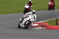 Motorcycle-action-photographs;Trackday-digital-images;event-digital-images;eventdigitalimages;no-limits-trackday;peter-wileman-photography;snetterton;snetterton-circuit-norfolk;snetterton-photographs;trackday;trackday-photos