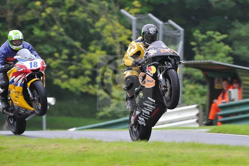 Motorcycle action photographs;Trackday digital images;cadwell;cadwell park photographs;event digital images;eventdigitalimages;motor racing louth lincolnshire;no limits trackdays;peter wileman photography;trackday;trackday photos