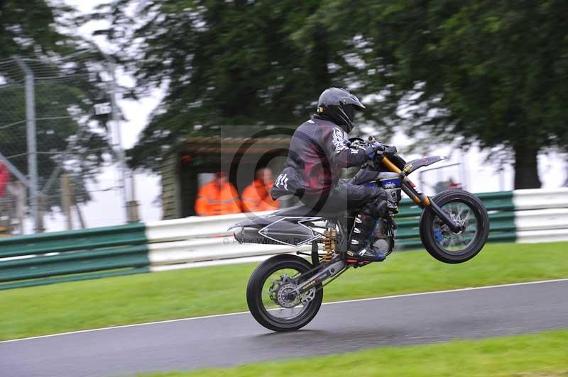 Motorcycle action photographs;Trackday digital images;cadwell;cadwell park photographs;event digital images;eventdigitalimages;motor racing louth lincolnshire;no limits trackdays;peter wileman photography;trackday;trackday photos