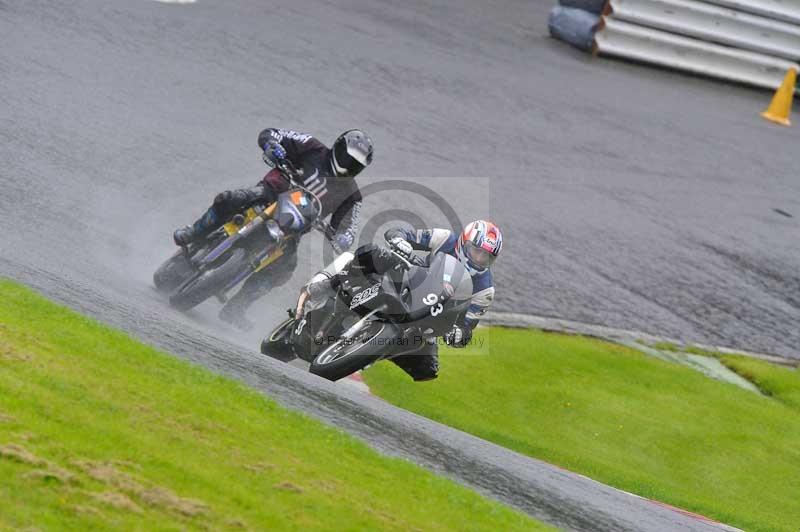 Motorcycle action photographs;Trackday digital images;cadwell;cadwell park photographs;event digital images;eventdigitalimages;motor racing louth lincolnshire;no limits trackdays;peter wileman photography;trackday;trackday photos