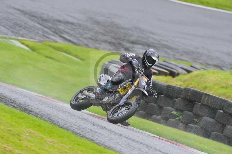 Motorcycle action photographs;Trackday digital images;cadwell;cadwell park photographs;event digital images;eventdigitalimages;motor racing louth lincolnshire;no limits trackdays;peter wileman photography;trackday;trackday photos