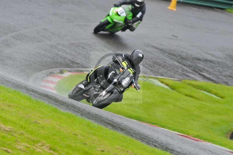 Motorcycle action photographs;Trackday digital images;cadwell;cadwell park photographs;event digital images;eventdigitalimages;motor racing louth lincolnshire;no limits trackdays;peter wileman photography;trackday;trackday photos