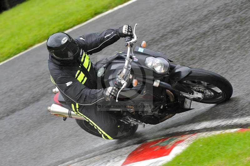 Motorcycle action photographs;Trackday digital images;cadwell;cadwell park photographs;event digital images;eventdigitalimages;motor racing louth lincolnshire;no limits trackdays;peter wileman photography;trackday;trackday photos