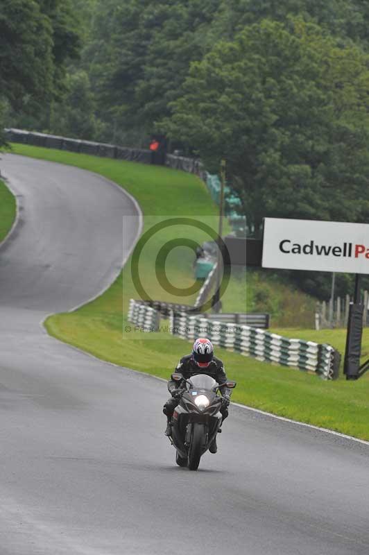 Motorcycle action photographs;Trackday digital images;cadwell;cadwell park photographs;event digital images;eventdigitalimages;motor racing louth lincolnshire;no limits trackdays;peter wileman photography;trackday;trackday photos