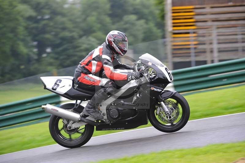 Motorcycle action photographs;Trackday digital images;cadwell;cadwell park photographs;event digital images;eventdigitalimages;motor racing louth lincolnshire;no limits trackdays;peter wileman photography;trackday;trackday photos