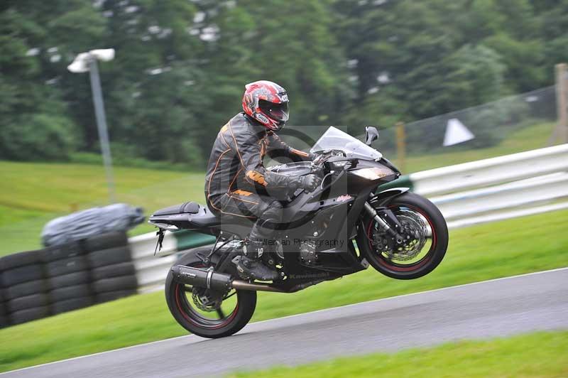 Motorcycle action photographs;Trackday digital images;cadwell;cadwell park photographs;event digital images;eventdigitalimages;motor racing louth lincolnshire;no limits trackdays;peter wileman photography;trackday;trackday photos