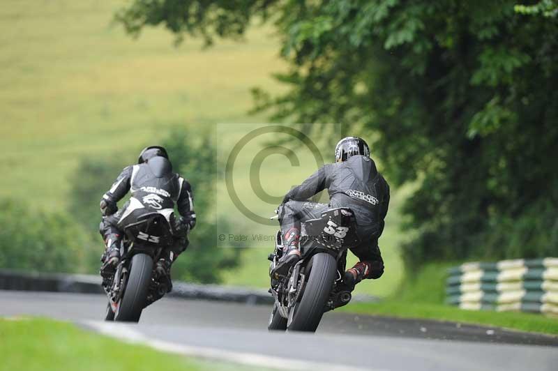 Motorcycle action photographs;Trackday digital images;cadwell;cadwell park photographs;event digital images;eventdigitalimages;motor racing louth lincolnshire;no limits trackdays;peter wileman photography;trackday;trackday photos