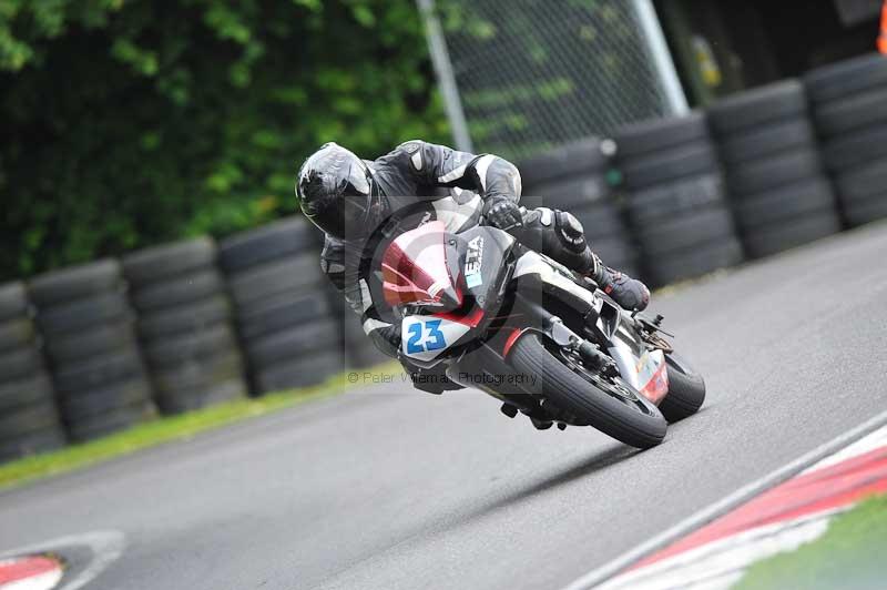 Motorcycle action photographs;Trackday digital images;cadwell;cadwell park photographs;event digital images;eventdigitalimages;motor racing louth lincolnshire;no limits trackdays;peter wileman photography;trackday;trackday photos