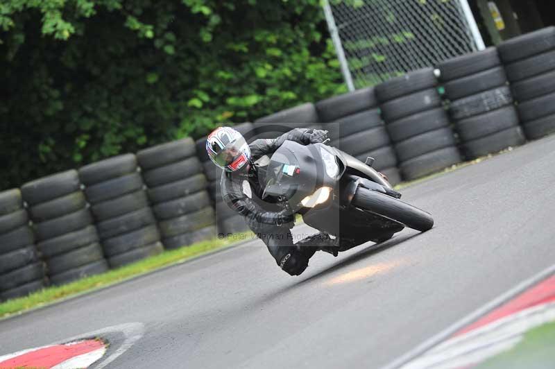 Motorcycle action photographs;Trackday digital images;cadwell;cadwell park photographs;event digital images;eventdigitalimages;motor racing louth lincolnshire;no limits trackdays;peter wileman photography;trackday;trackday photos