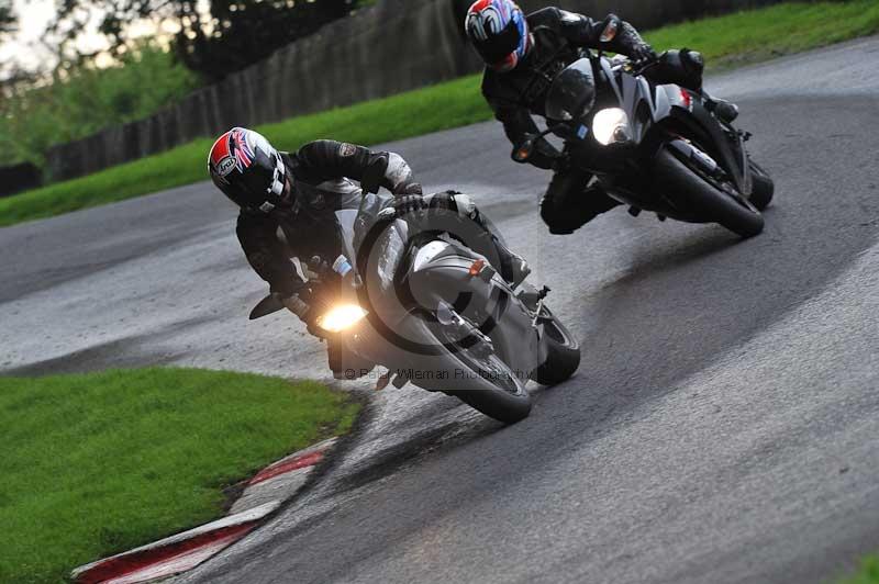 Motorcycle action photographs;Trackday digital images;cadwell;cadwell park photographs;event digital images;eventdigitalimages;motor racing louth lincolnshire;no limits trackdays;peter wileman photography;trackday;trackday photos