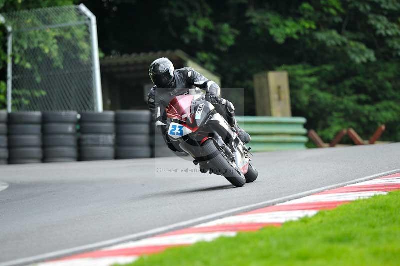 Motorcycle action photographs;Trackday digital images;cadwell;cadwell park photographs;event digital images;eventdigitalimages;motor racing louth lincolnshire;no limits trackdays;peter wileman photography;trackday;trackday photos