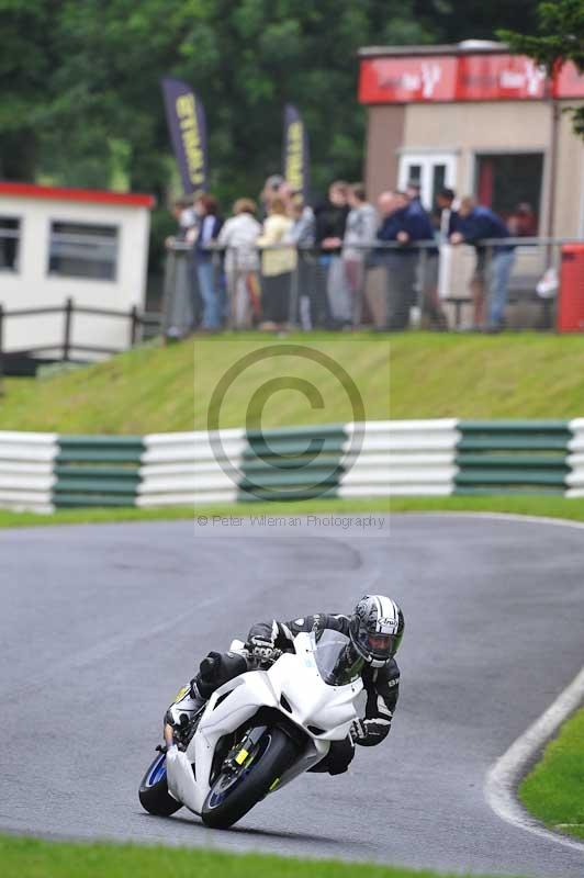 Motorcycle action photographs;Trackday digital images;cadwell;cadwell park photographs;event digital images;eventdigitalimages;motor racing louth lincolnshire;no limits trackdays;peter wileman photography;trackday;trackday photos