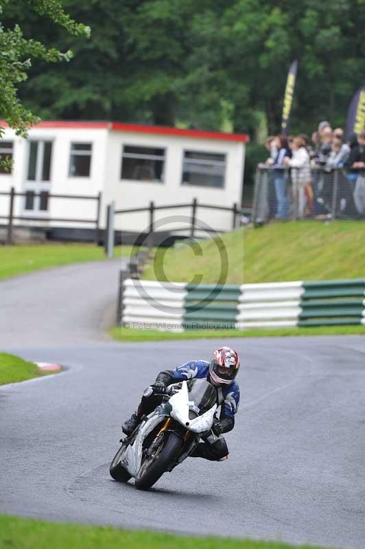 Motorcycle action photographs;Trackday digital images;cadwell;cadwell park photographs;event digital images;eventdigitalimages;motor racing louth lincolnshire;no limits trackdays;peter wileman photography;trackday;trackday photos