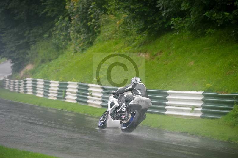 Motorcycle action photographs;Trackday digital images;cadwell;cadwell park photographs;event digital images;eventdigitalimages;motor racing louth lincolnshire;no limits trackdays;peter wileman photography;trackday;trackday photos