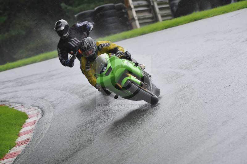 Motorcycle action photographs;Trackday digital images;cadwell;cadwell park photographs;event digital images;eventdigitalimages;motor racing louth lincolnshire;no limits trackdays;peter wileman photography;trackday;trackday photos