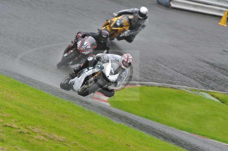 Motorcycle action photographs;Trackday digital images;cadwell;cadwell park photographs;event digital images;eventdigitalimages;motor racing louth lincolnshire;no limits trackdays;peter wileman photography;trackday;trackday photos