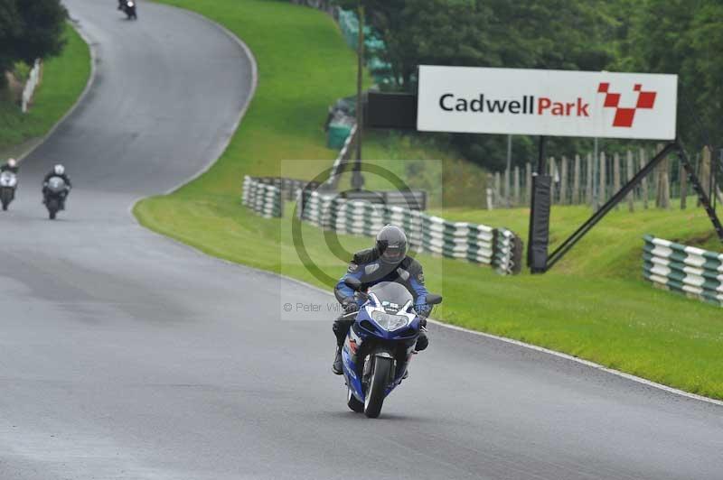 Motorcycle action photographs;Trackday digital images;cadwell;cadwell park photographs;event digital images;eventdigitalimages;motor racing louth lincolnshire;no limits trackdays;peter wileman photography;trackday;trackday photos