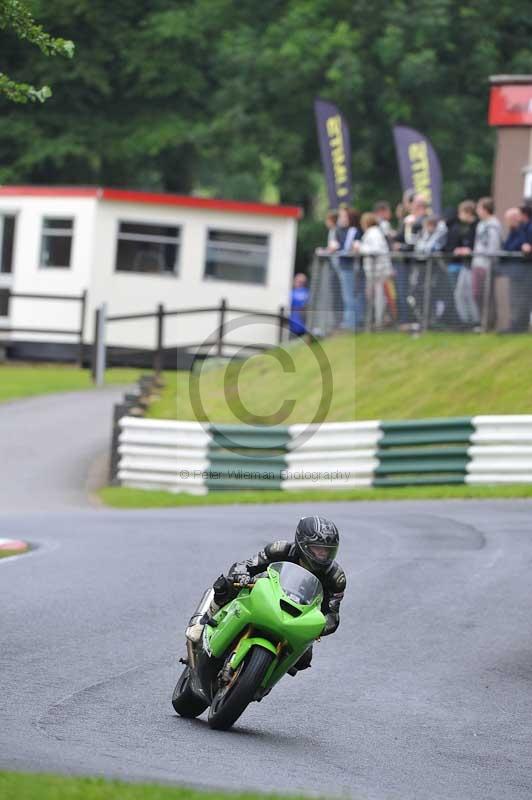 Motorcycle action photographs;Trackday digital images;cadwell;cadwell park photographs;event digital images;eventdigitalimages;motor racing louth lincolnshire;no limits trackdays;peter wileman photography;trackday;trackday photos