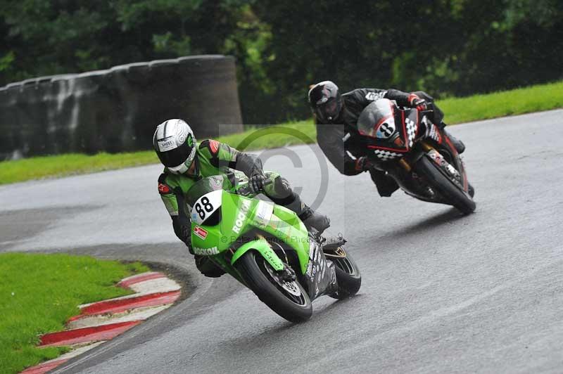 Motorcycle action photographs;Trackday digital images;cadwell;cadwell park photographs;event digital images;eventdigitalimages;motor racing louth lincolnshire;no limits trackdays;peter wileman photography;trackday;trackday photos