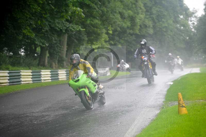 Motorcycle action photographs;Trackday digital images;cadwell;cadwell park photographs;event digital images;eventdigitalimages;motor racing louth lincolnshire;no limits trackdays;peter wileman photography;trackday;trackday photos