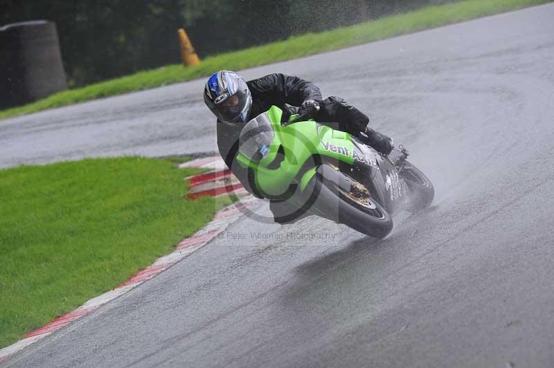 Motorcycle action photographs;Trackday digital images;cadwell;cadwell park photographs;event digital images;eventdigitalimages;motor racing louth lincolnshire;no limits trackdays;peter wileman photography;trackday;trackday photos