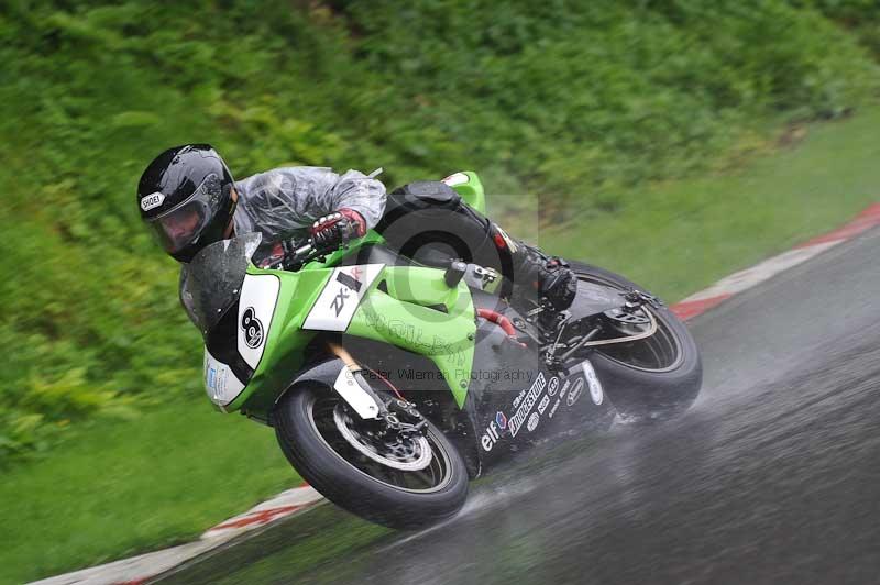 Motorcycle action photographs;Trackday digital images;cadwell;cadwell park photographs;event digital images;eventdigitalimages;motor racing louth lincolnshire;no limits trackdays;peter wileman photography;trackday;trackday photos