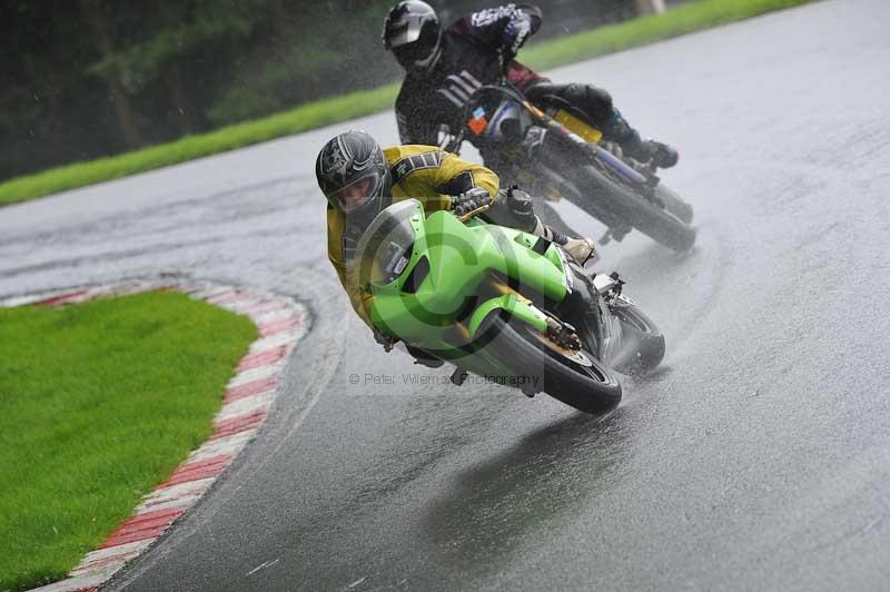 Motorcycle action photographs;Trackday digital images;cadwell;cadwell park photographs;event digital images;eventdigitalimages;motor racing louth lincolnshire;no limits trackdays;peter wileman photography;trackday;trackday photos