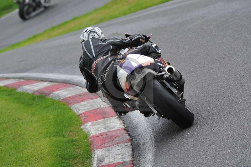 Motorcycle action photographs;Trackday digital images;cadwell;cadwell park photographs;event digital images;eventdigitalimages;motor racing louth lincolnshire;no limits trackdays;peter wileman photography;trackday;trackday photos