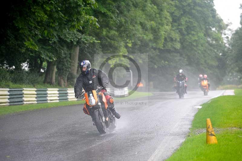 Motorcycle action photographs;Trackday digital images;cadwell;cadwell park photographs;event digital images;eventdigitalimages;motor racing louth lincolnshire;no limits trackdays;peter wileman photography;trackday;trackday photos