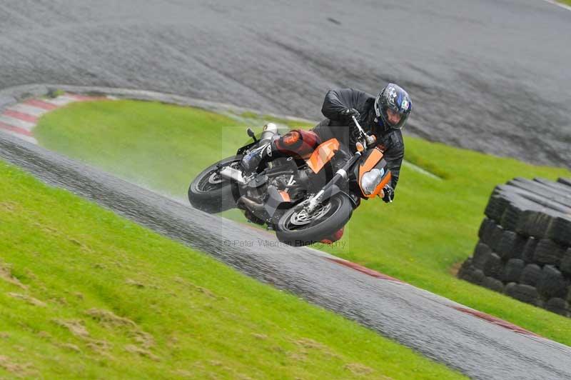 Motorcycle action photographs;Trackday digital images;cadwell;cadwell park photographs;event digital images;eventdigitalimages;motor racing louth lincolnshire;no limits trackdays;peter wileman photography;trackday;trackday photos